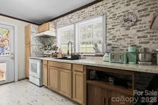 6287 Barclay Ln, Clover, SC 29710 - Photo 6