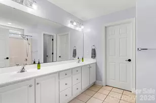 11110 Caroline Whitney Cir, Charlotte, NC 28212 - Photo 16