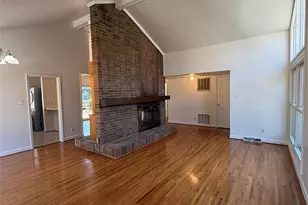 1627 Paddock Cir, Charlotte, NC 28209 - Photo 4
