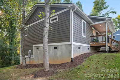 212 Walt Drive, Hendersonville, NC 28792 - Photo 14
