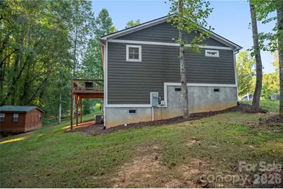 212 Walt Drive, Hendersonville, NC 28792 - Photo 12