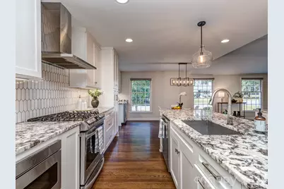 611 Reynolds Drive, Charlotte, NC 28209 - Photo 10