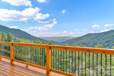 117 Snowcloud Drive, Seven Devils, NC 28604 - Photo 4