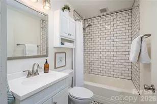 123 E Dixon St, Lincolnton, NC 28092 - Photo 22