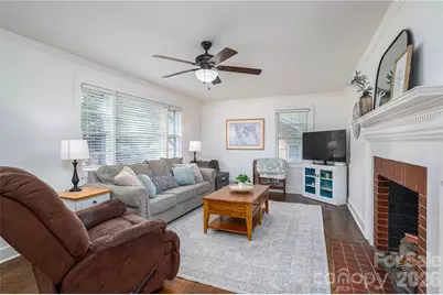 123 E Dixon Street, Lincolnton, NC 28092 - Photo 26