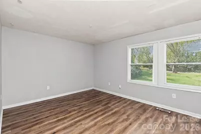 910 Canton Place, Charlotte, NC 28206 - Photo 8
