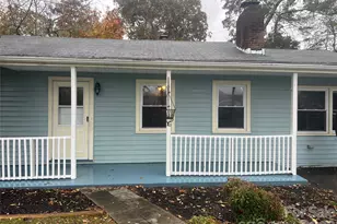 243 Governors View Rd, Asheville, NC 28805 - Photo 2