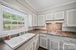 204 Breslin St, Wadesboro, NC 28170 - Photo 22