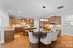 18510 Clavemorr Castle Ct, Charlotte, NC 28277 - Photo 10