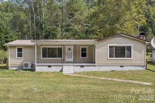 4078 Nc 208 Hwy, Marshall, NC 28753 - Photo 2