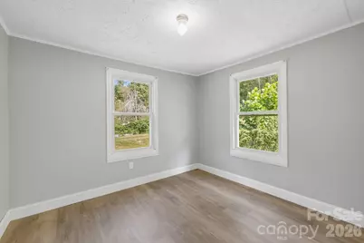 4078 Nc 208 Highway, Marshall, NC 28753 - Photo 26