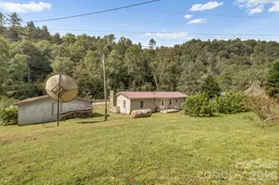 4078 Nc 208 Hwy, Marshall, NC 28753 - Photo 36