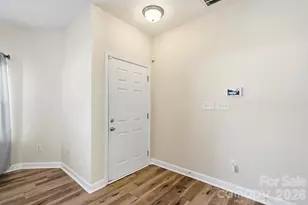 108 St Vincent Pl, Mount Holly, NC 28120 - Photo 2