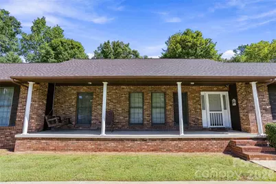 183 McKinney Road W, Marion, NC 28752 - Photo 2