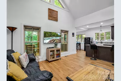 126 Swans Way W, Lake Lure, NC 28746 - Photo 10