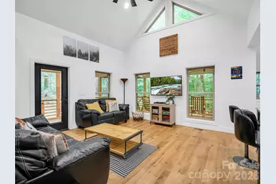 126 Swans Way W, Lake Lure, NC 28746 - Photo 8