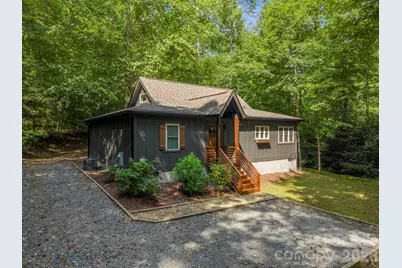 126 Swans Way W, Lake Lure, NC 28746 - Photo 2
