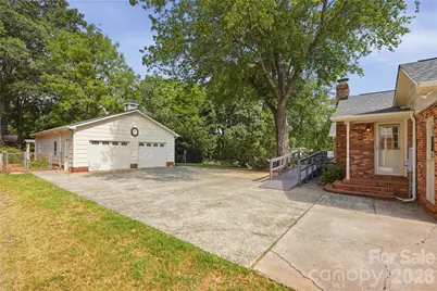 3007 Plentywood Drive, Matthews, NC 28105 - Photo 30