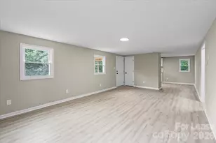 2519 Marble St, Newton, NC 28658 - Photo 6