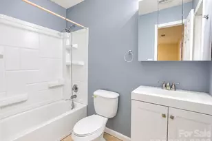 6501 Old Meadow Rd, Charlotte, NC 28227 - Photo 18
