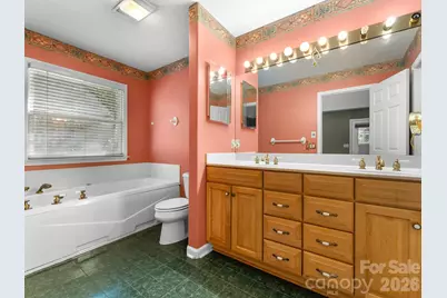 106 Fish Hawk Drive, Hendersonville, NC 28739 - Photo 14