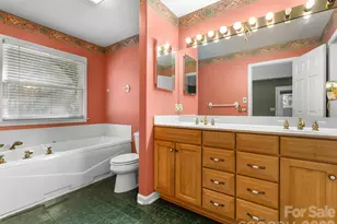 106 Fish Hawk Dr, Hendersonville, NC 28739 - Photo 14