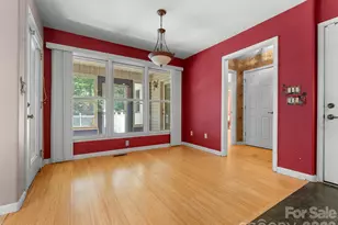 106 Fish Hawk Dr, Hendersonville, NC 28739 - Photo 8