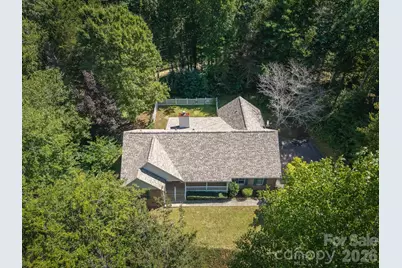 106 Fish Hawk Drive, Hendersonville, NC 28739 - Photo 24