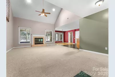 106 Fish Hawk Drive, Hendersonville, NC 28739 - Photo 4