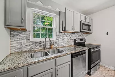 925 S Chestnut Street, Gastonia, NC 28054 - Photo 4
