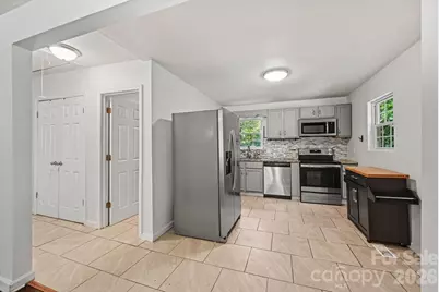 925 S Chestnut Street, Gastonia, NC 28054 - Photo 8