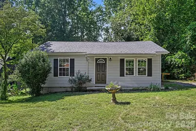 925 S Chestnut Street, Gastonia, NC 28054 - Photo 1
