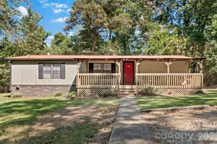 3508 Lottie B Rd, Jonesville, NC 28642 - Photo 1