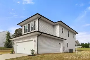 2005 Germany Dr, Dallas, NC 28034 - Photo 2