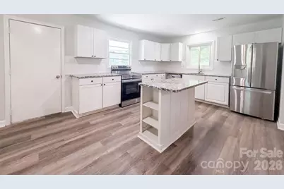 131 Highland Point Avenue, Harmony, NC 28634 - Photo 2