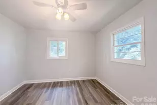 131 Highland Point Ave, Harmony, NC 28634 - Photo 10