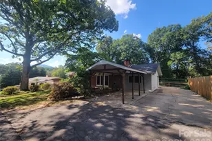 67 Fairlane Dr, Waynesville, NC 28786 - Photo 2