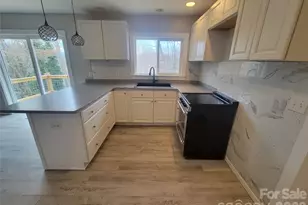 67 Fairlane Dr, Waynesville, NC 28786 - Photo 22