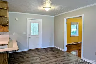 542 Elmwood Rd, Statesville, NC 28677 - Photo 6