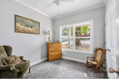 303 S Mountain Street, Cherryville, NC 28021 - Photo 14