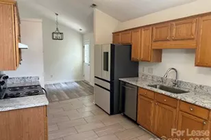 9022 Brad Ct, Matthews, NC 28104 - Photo 12