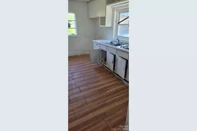 157 Quaker Road, Mount Airy, NC 27030 - Photo 2