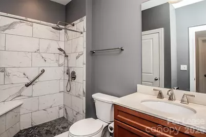1829 Kenilworth Avenue #201-B, Charlotte, NC 28203 - Photo 14