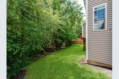 10145 Stewarton Lane NW, Charlotte, NC 28269 - Photo 46
