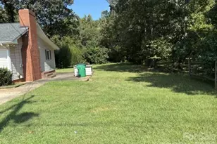7331 Mallard Creek Rd, Charlotte, NC 28262 - Photo 4