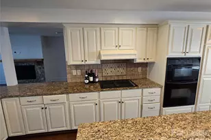7401 Mariner Cove Dr, Cornelius, NC 28031 - Photo 6