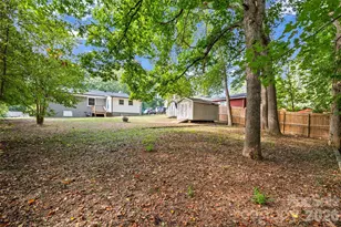 726 Forest Dr, Gastonia, NC 28054 - Photo 32