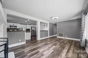 726 Forest Dr, Gastonia, NC 28054 - Photo 8