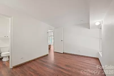 220 30th Avenue NW, Hickory, NC 28601 - Photo 32