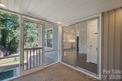 220 30th Avenue NW, Hickory, NC 28601 - Photo 12